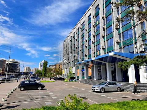 комерційна за адресою Євгена Сверстюка вул. (Марини Раскової), 11