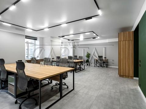 коммерческая по адресу Евгения Чикаленко ул. (Пушкінська), 20