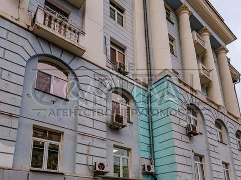 коммерческая по адресу Евгения Чикаленко ул. (Пушкінська), 20