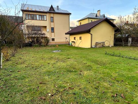 будинок за адресою Радіс