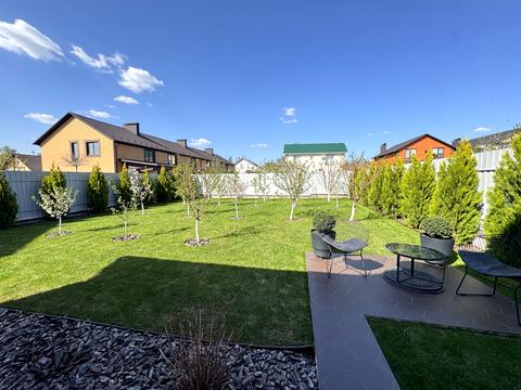 будинок за адресою Леонтовича вул.