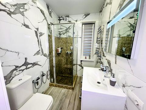 будинок за адресою Леонтовича вул.