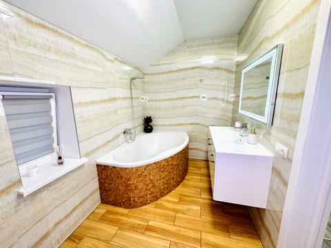 будинок за адресою Леонтовича вул.