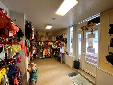 коммерческая по адресу Келецкая ул., 104