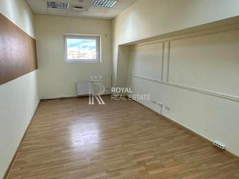 комерційна за адресою Володимирська вул., 101