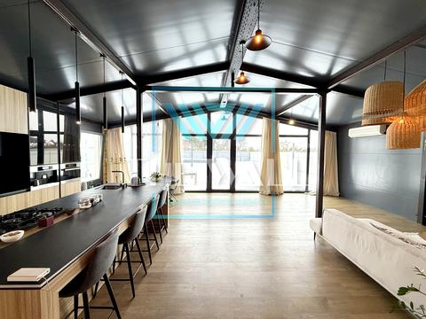 будинок за адресою Святкова вул.