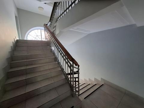 коммерческая по адресу Институтская ул., 16