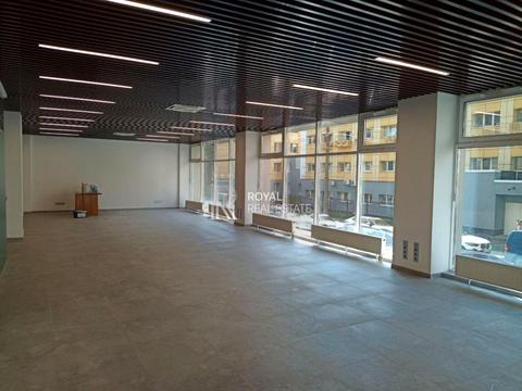 комерційна за адресою Лєскова вул., 9