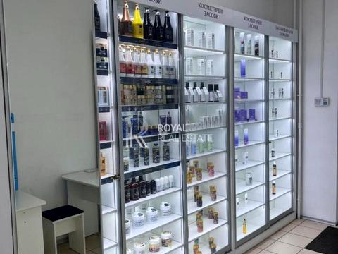 коммерческая по адресу Миколы Бажана просп., 10