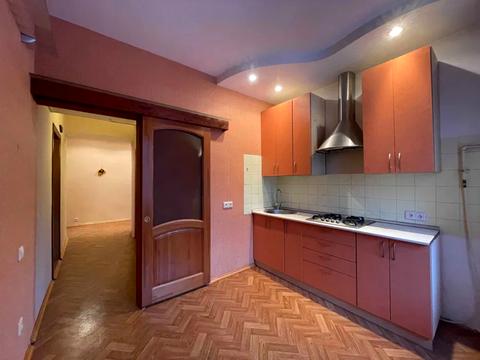 квартира за адресою Лисенка вул., 3