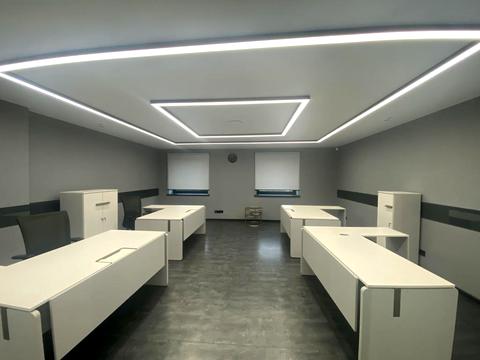 комерційна за адресою Набережна Перемоги вул., 44-А