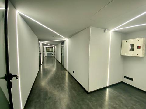 комерційна за адресою Набережна Перемоги вул., 44-А