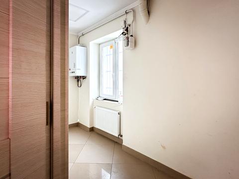 комерційна за адресою вул. імені Владики Софрона Мудрого, 22