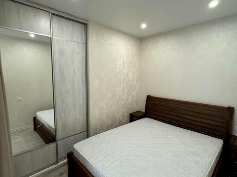 квартира по адресу Угорская ул., 12