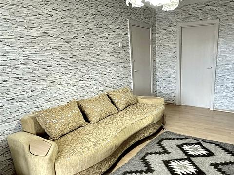 квартира за адресою Тролейбусна вул., 11