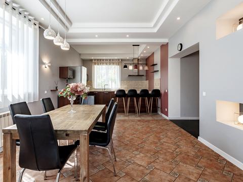 дом по адресу Спортивна