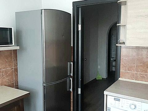 квартира за адресою Володимира Івасюка вул., 46