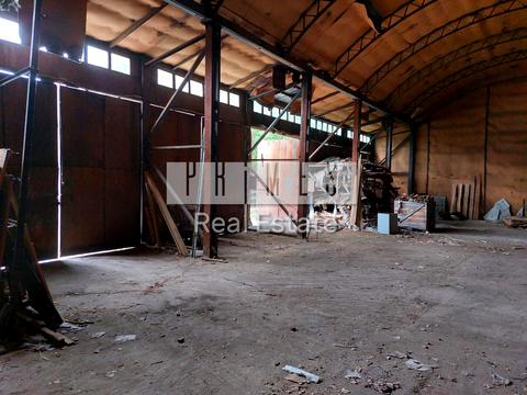 комерційна за адресою Академіка Вернадського бульв., 59