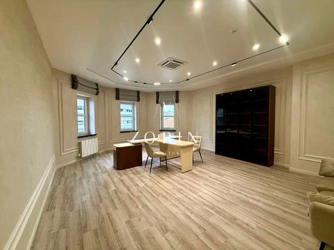 коммерческая по адресу глинки, 1