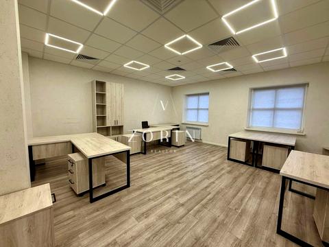 коммерческая по адресу глинки, 1