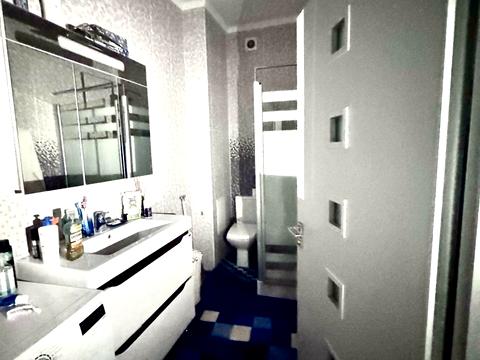 квартира за адресою Добровольців вул. (Маршала Говорова), 8