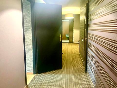 комерційна за адресою Польова вул., 25