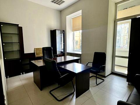 коммерческая по адресу Шота Руставели ул., 1