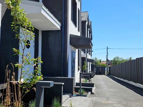 квартира за адресою Дніпровська вул. (Калініна), 27