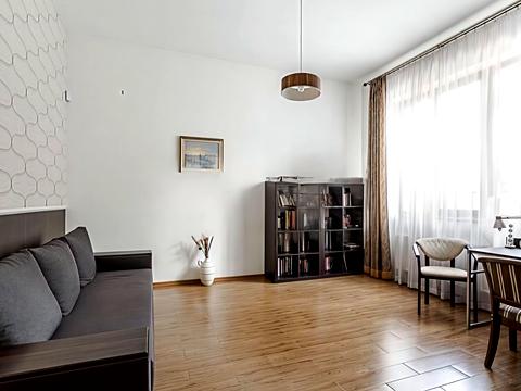 дом по адресу Радистов ул., 2