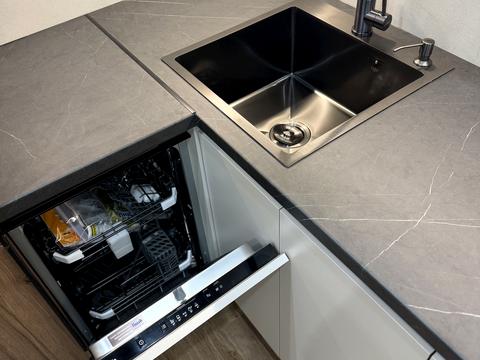 квартира за адресою Мартинова просп., (вул. Григорія Сковороди, 16)