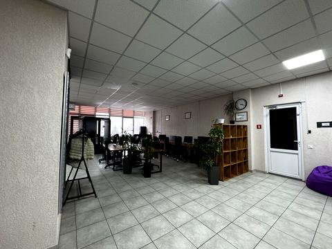 комерційна за адресою Михайла Грушевського вул., 22 А