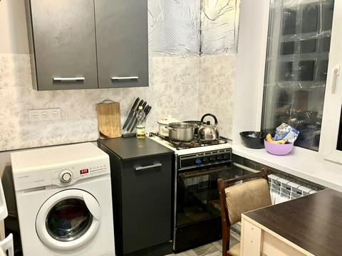 квартира за адресою Руставі вул., 6