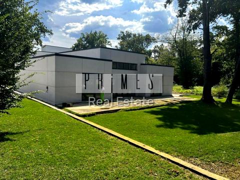 будинок за адресою Центральна вул.