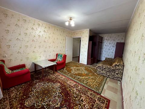 квартира за адресою Космодромна вул., 2