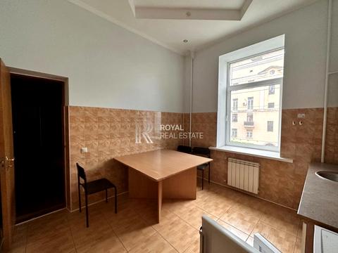 коммерческая по адресу Саксаганского ул., 44-А