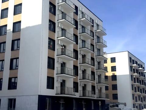 квартира за адресою Євгена Коновальця вул., (Будинок 1)