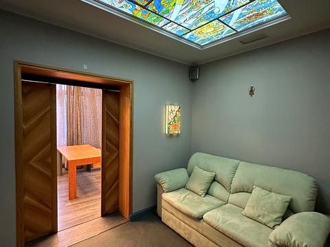 комерційна за адресою Науки просп., 30