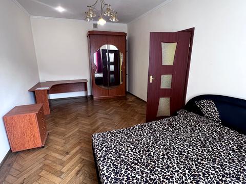 квартира по адресу Поповича ул., 8