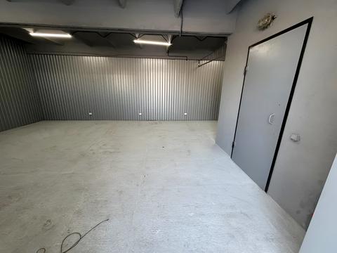 комерційна за адресою Набережна Заводська вул., 74