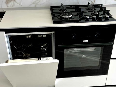 квартира за адресою Комарівська вул., (Будинок 10)