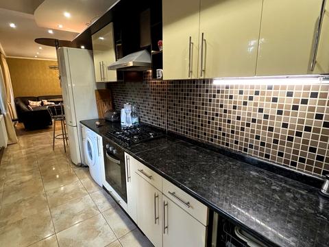 будинок за адресою Кооперативна