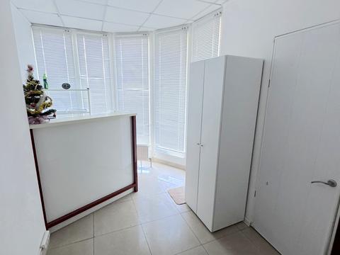 комерційна за адресою Обсерваторний пров., 2/4