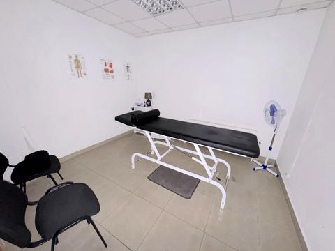 комерційна за адресою Обсерваторний пров., 2/4