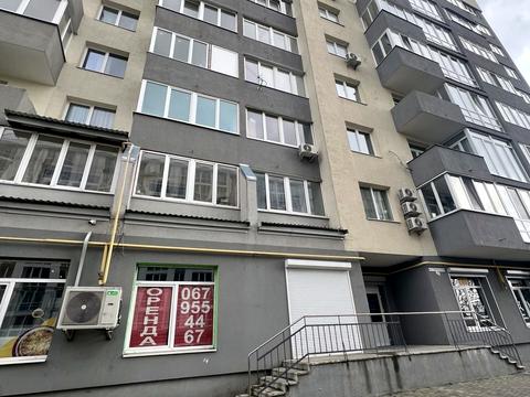 комерційна за адресою Тернопільська вул., 21