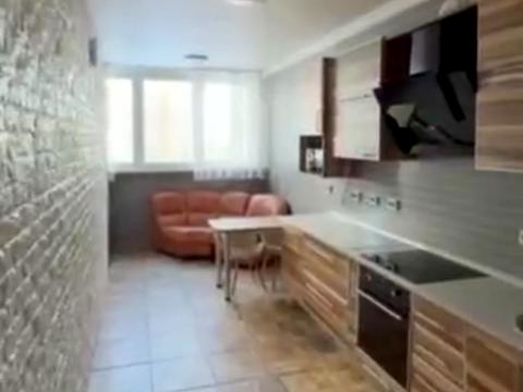 квартира за адресою Драгоманова вул., 2