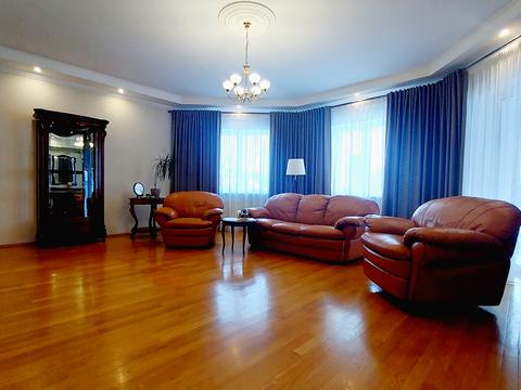 будинок за адресою Раїси Букіної пров.