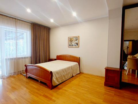 будинок за адресою Раїси Букіної пров.