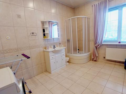 будинок за адресою Раїси Букіної пров.