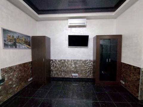 комерційна за адресою Івана Мазепи вул. (Січневого Повстання), 3