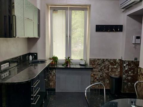 комерційна за адресою Івана Мазепи вул. (Січневого Повстання), 3